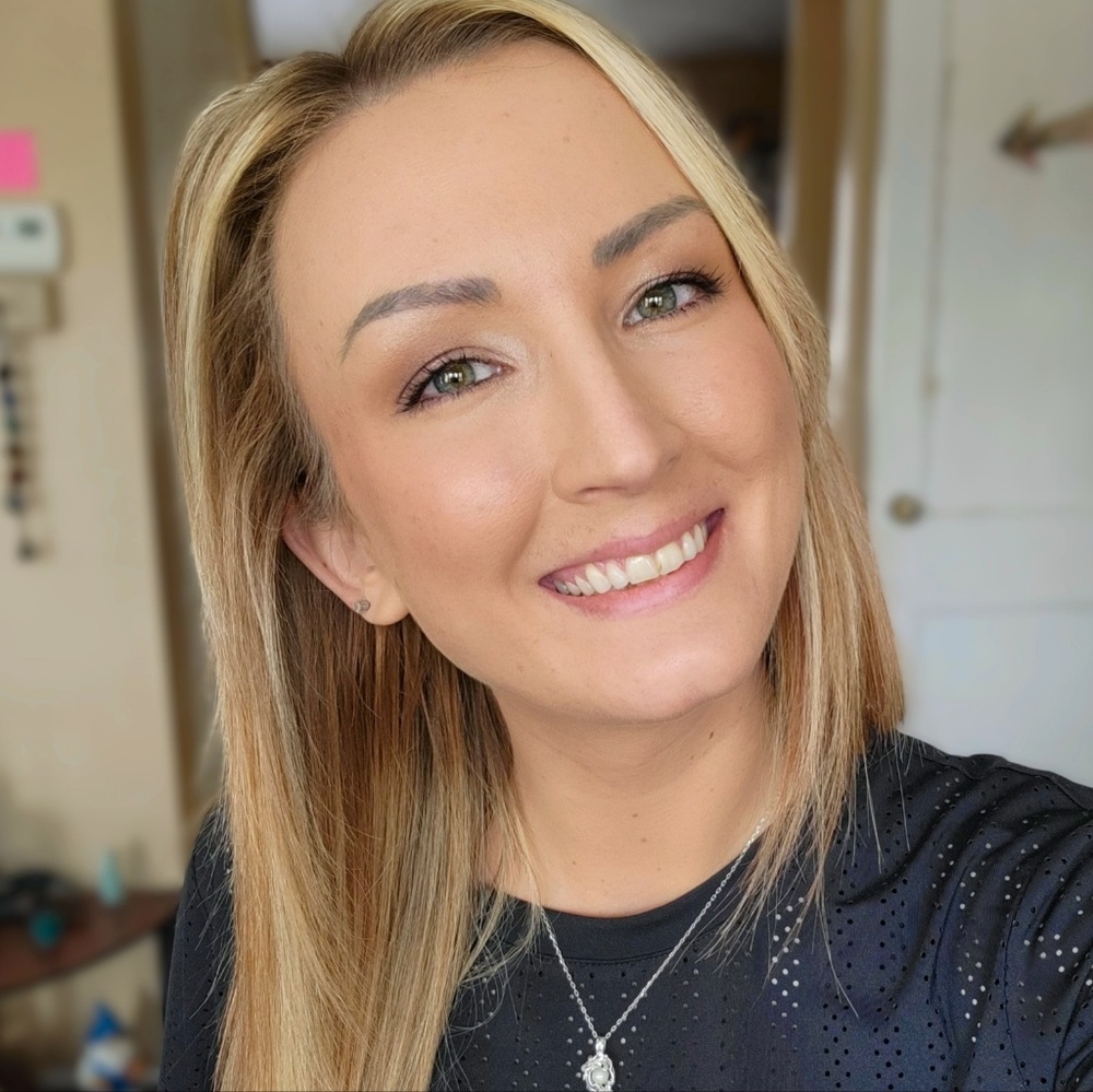 Meet your Posher, Leah